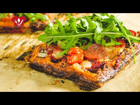 Super leckere Keto Pizza Chaffle I Käsewaffel mit Pizzabelag I Low Carb Rezept