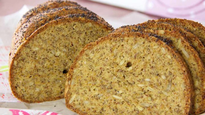 Chia Leinsamen Hüttenkäse Brot