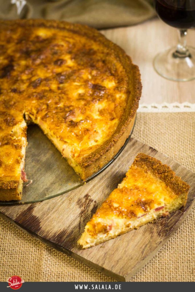 Quiche Lorraine | low carb | glutenfrei • salala.de