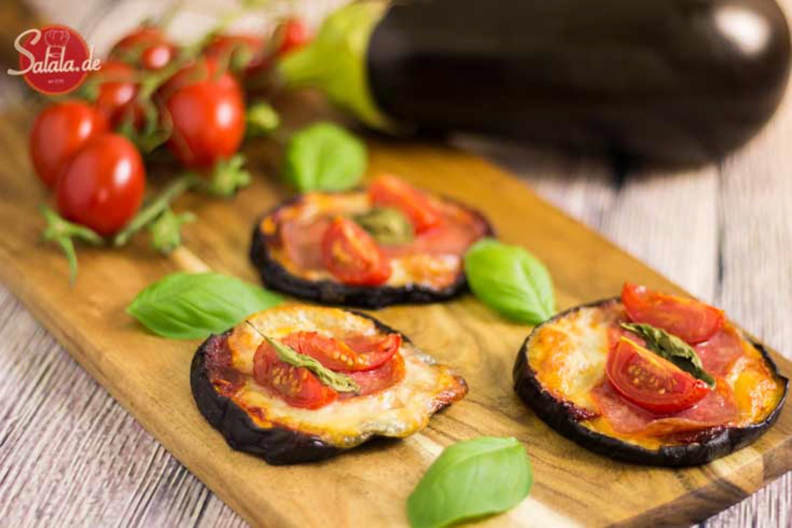 Minipizza mit Auberginen - Low Carb Rezept • salala.de