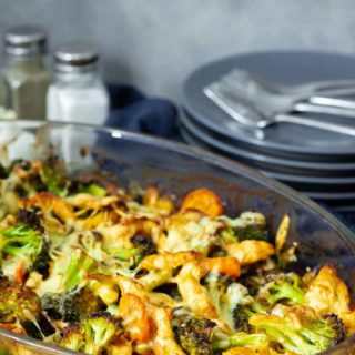 Brokkoli Hähnchen Auflauf I by salala.de I Low Carb Rezept mit Gemüse Speck Sahnesauce und Pilzen 2