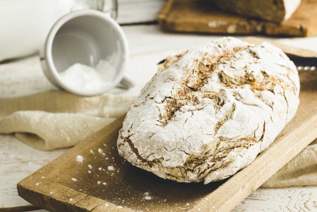 Keto Bauernbrot mit Hefe ohne Milchprodukte | Rezept