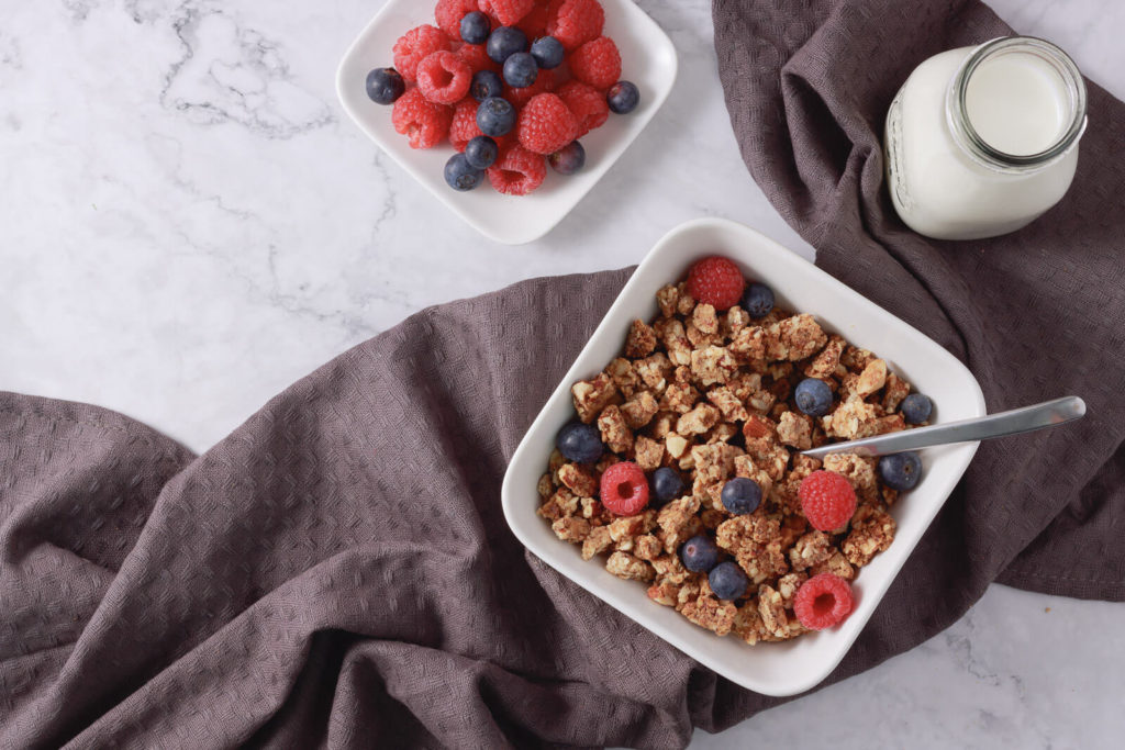 Granola Keto Grundrezept ohne Zucker