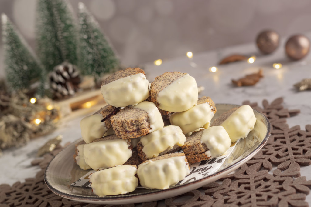 Teller mit zuckerfreien Plätzchen