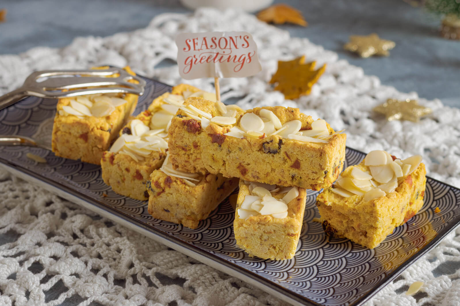 Beeren-Mandel-Shortbread ohne Zucker und Mehl • salala.de