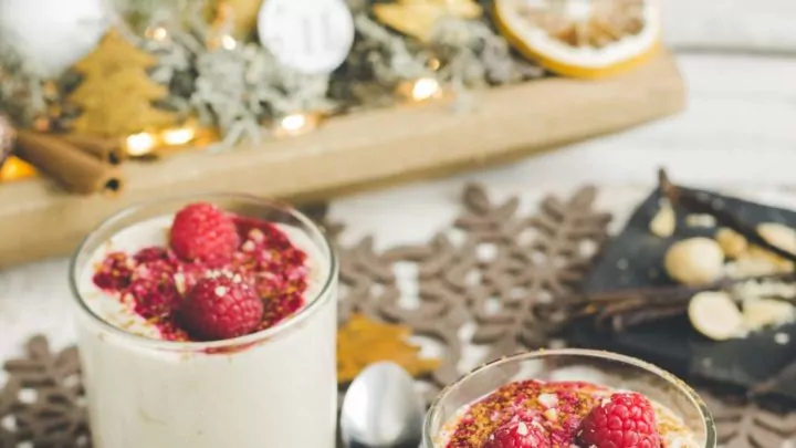 Macadamiamousse Veganes Keto Weihnachtsdessert ohne Zucker