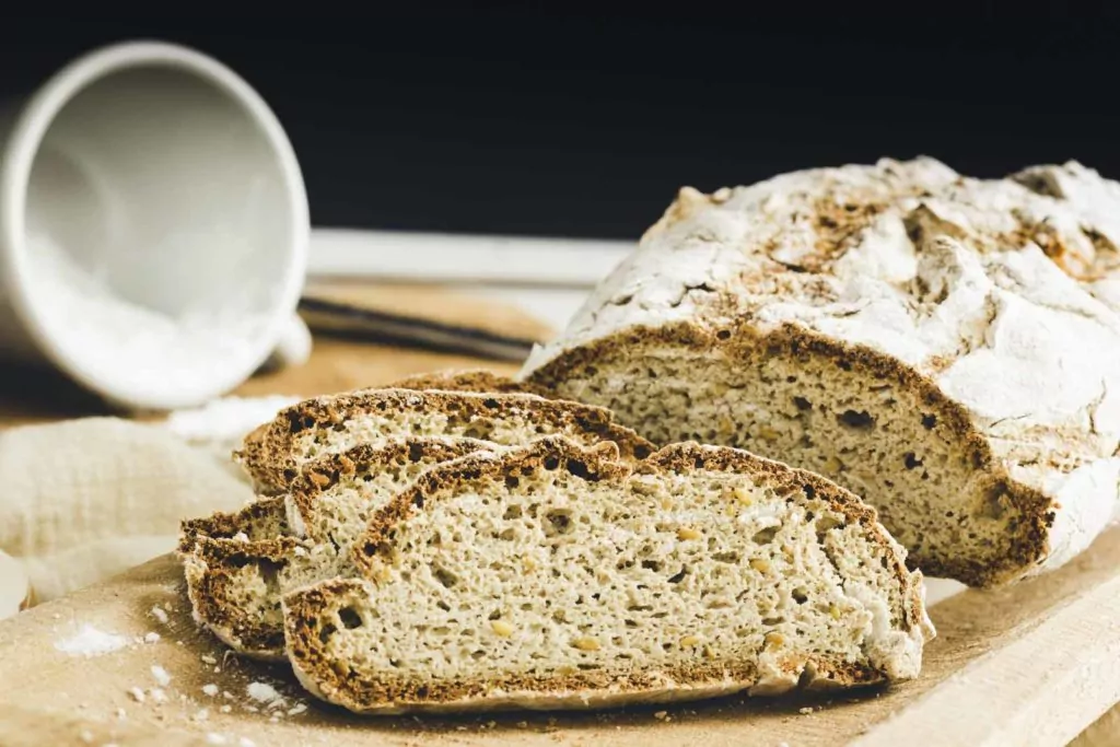 Keto Bauernbrot mit Hefe ohne Milchprodukte | Rezept